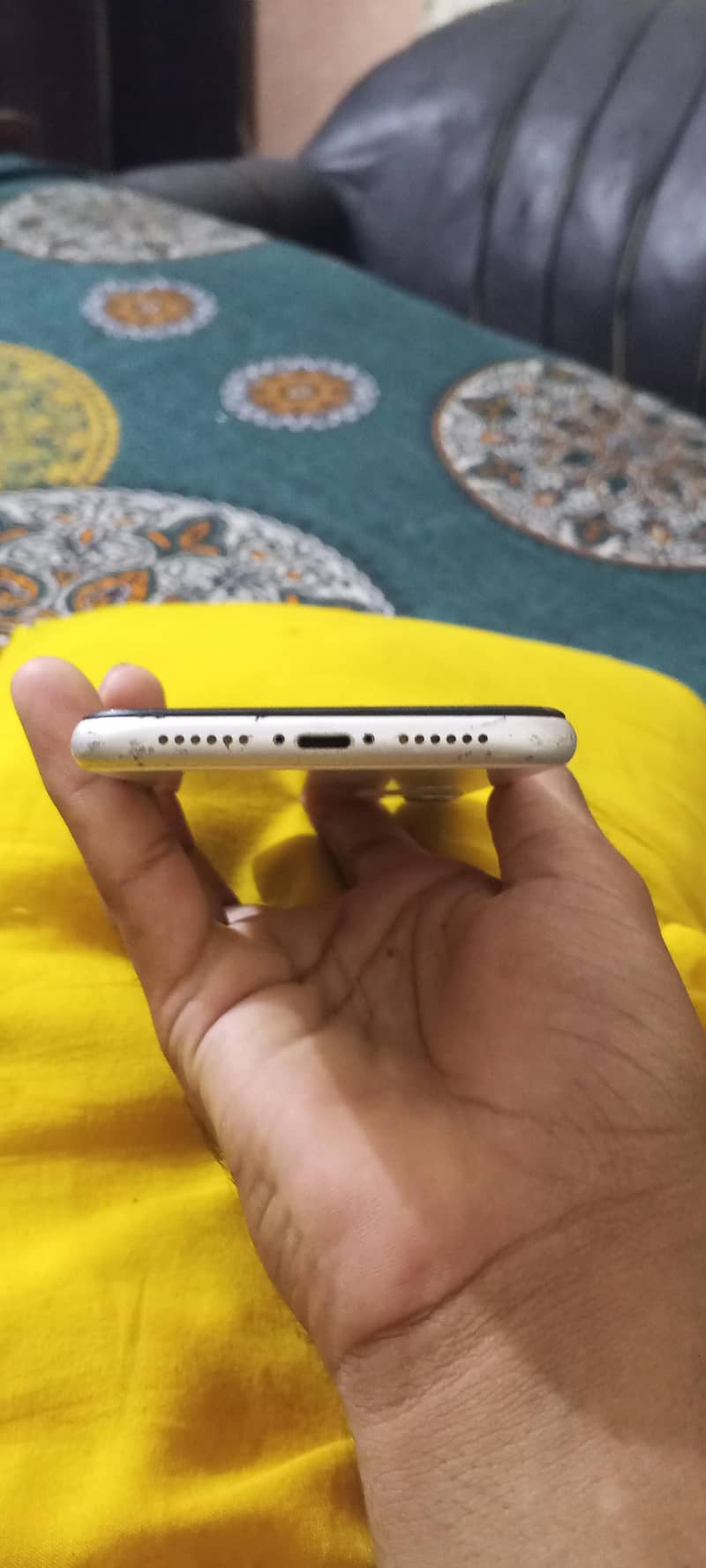 Apple iPhone 11 3