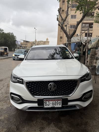 MG HS 2021