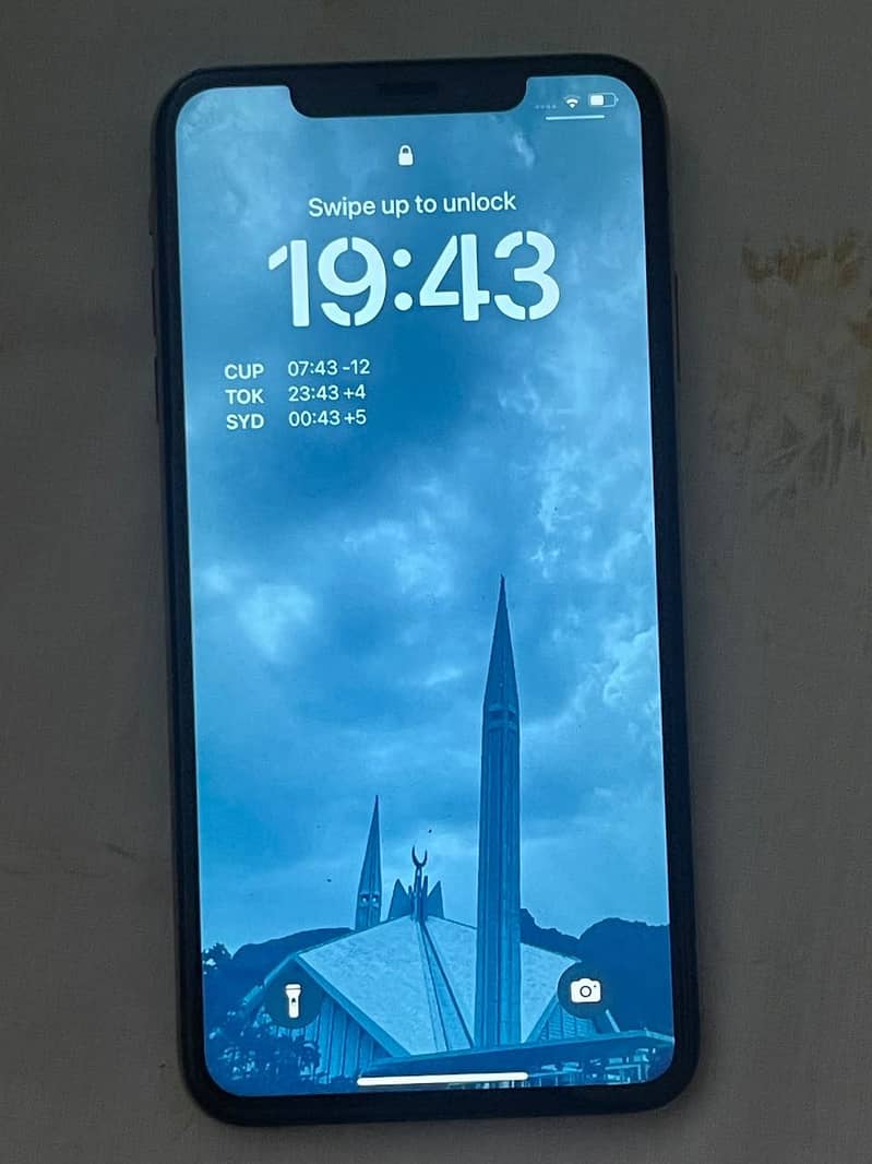 iPhone XS Max 0