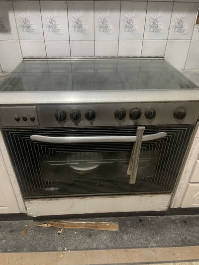 Glass top Cooking Range 100% working