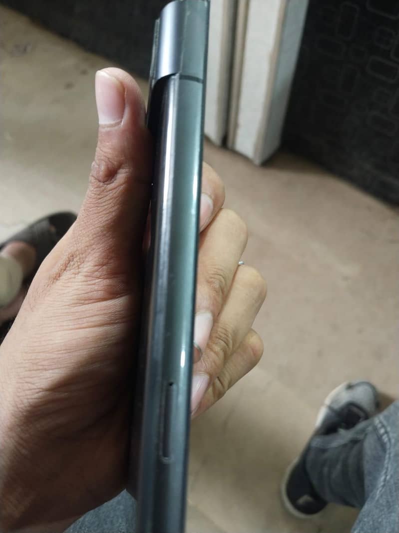 Google Pixel 8 3