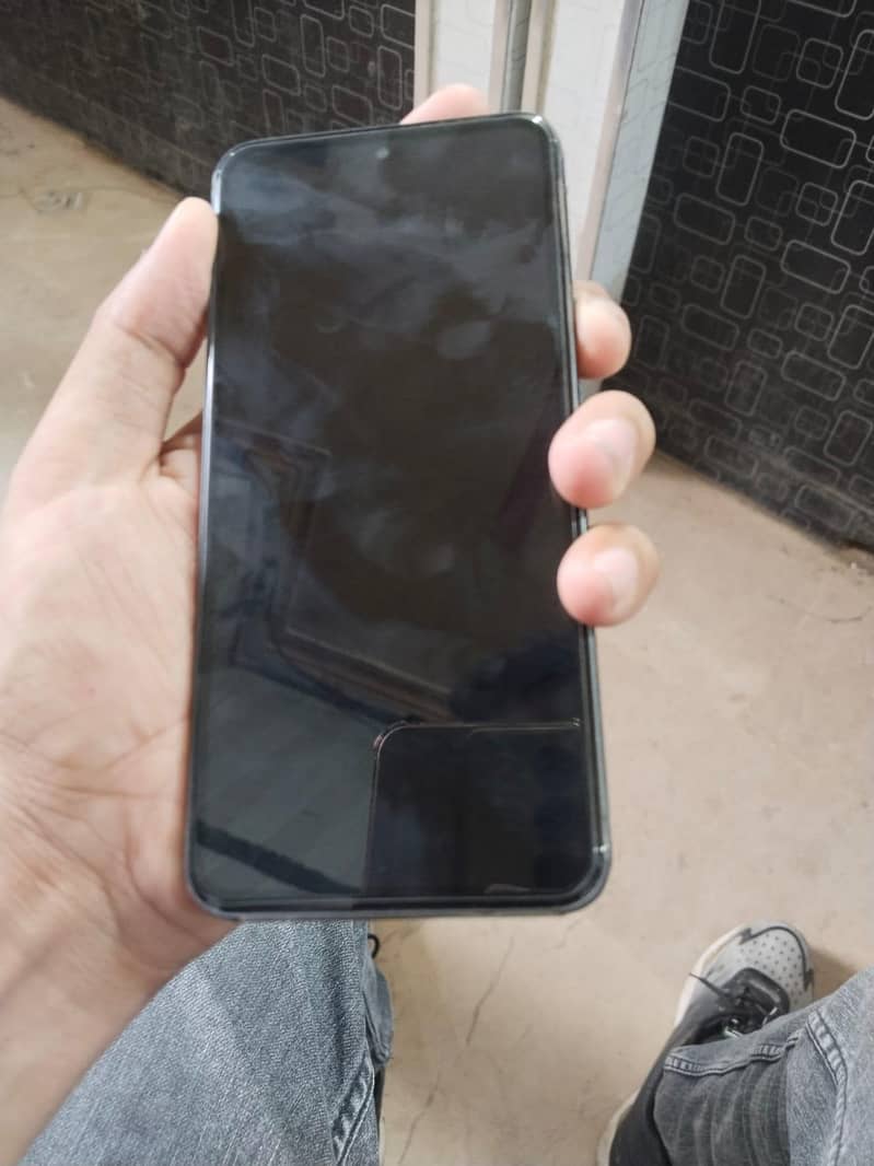 Google Pixel 8 4