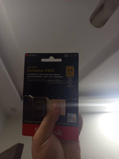 sand disk SD card extreme pro 64 GB  with  200 mb speed