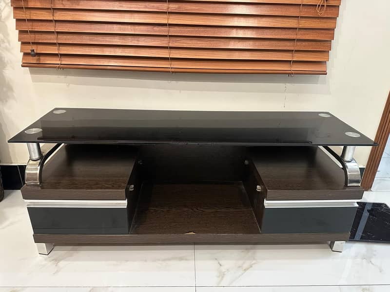 Console table 0