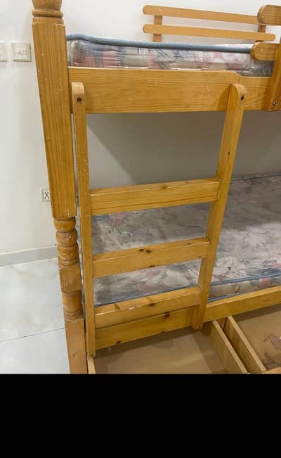 bunk bed for 5ft person comfortable and with mattress
