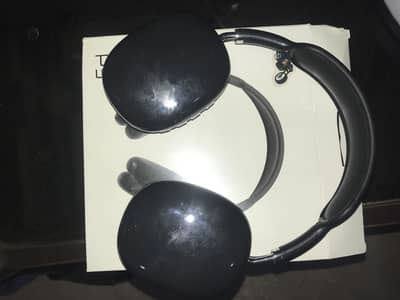P9 headphones vip beautiful colour
