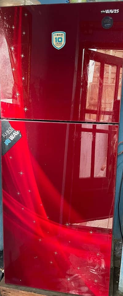 Waves refrigerator good condition 62000