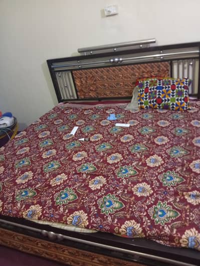 iron bed