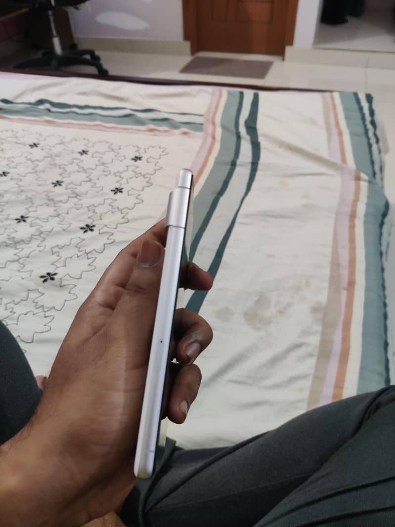 Google Pixel 7 2
