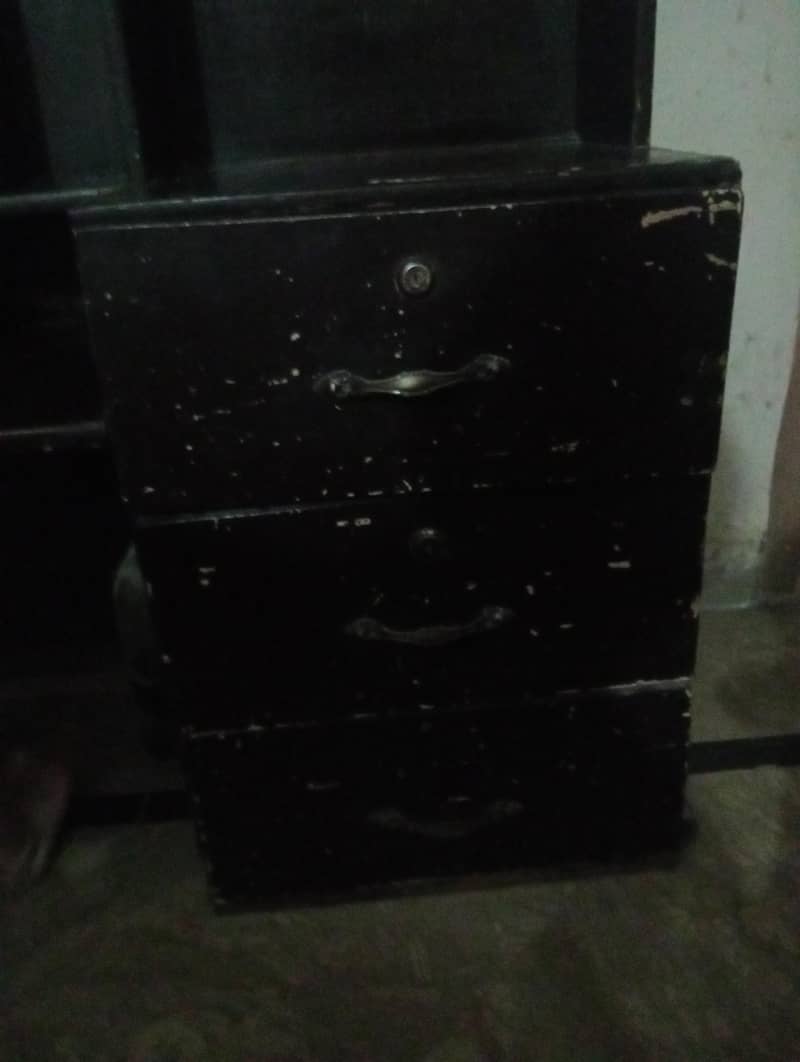 Dressing Table 1