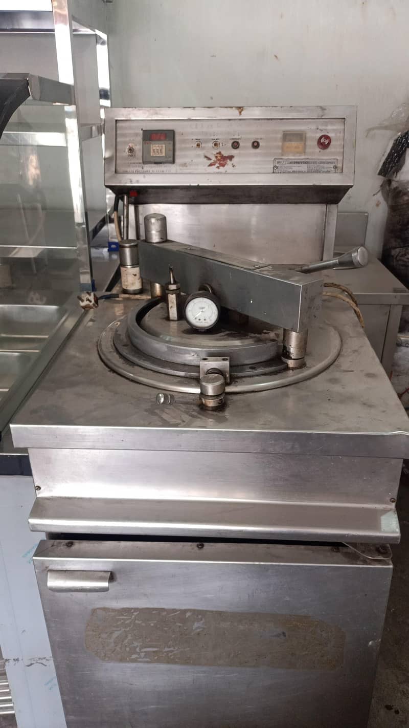 Broast machine 1