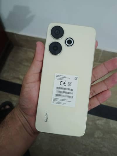 Xiaomi Redmi 13 8+8/128 33 watt quick charge condition 10/10.