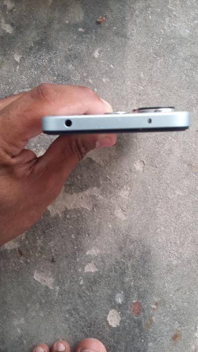 8. Ram. . . 128GB