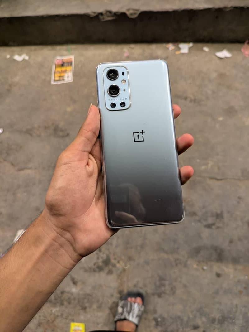 One Plus 9 Pro 0