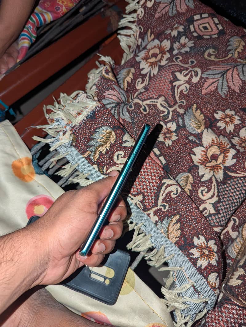 One Plus 8 Pro 4