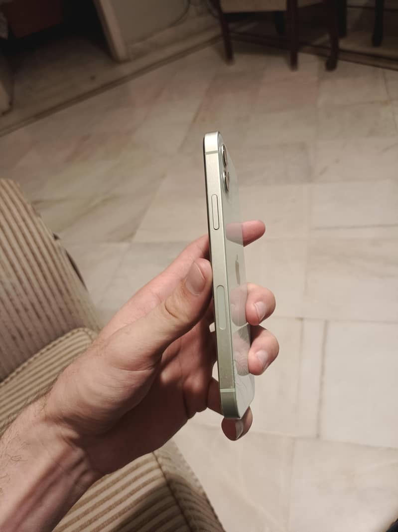 iphone 12 4