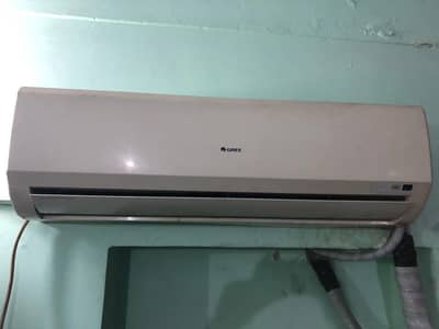 1.5 ton gree energy saver split AC