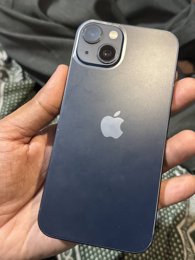 iPhone 13 18