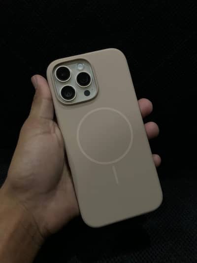 Apple iPhone 16 Pro Max