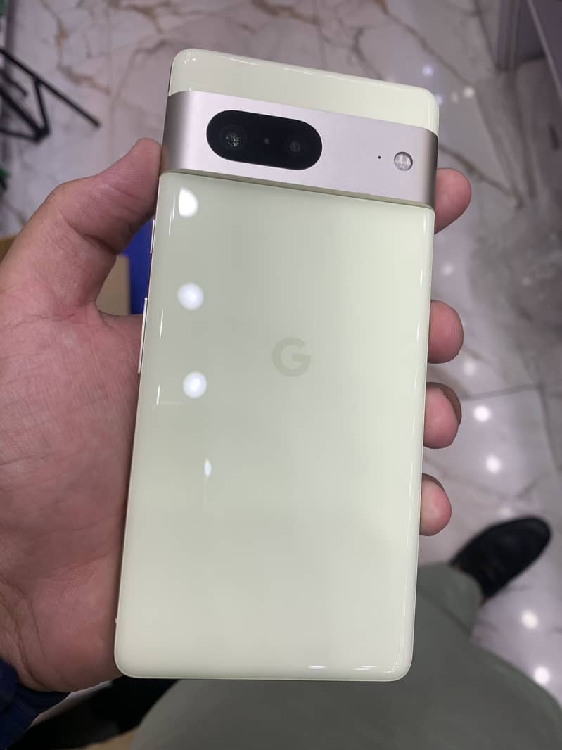 Google Pixel 7 2