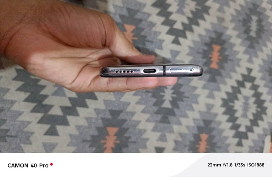One Plus 7T 2