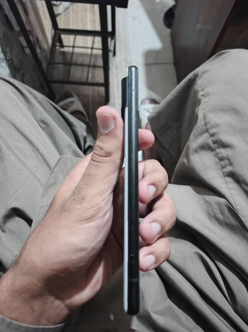 Google Pixel 6 3