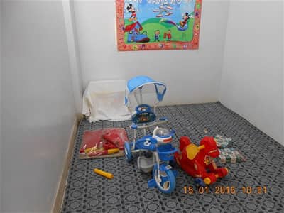 Driver with Family/Maid