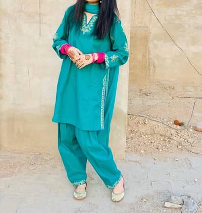 2 piece embroidered shalwar kameez cotton karandi fabric small size