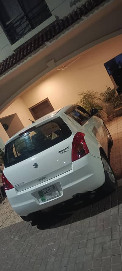 suzuki swift 2015