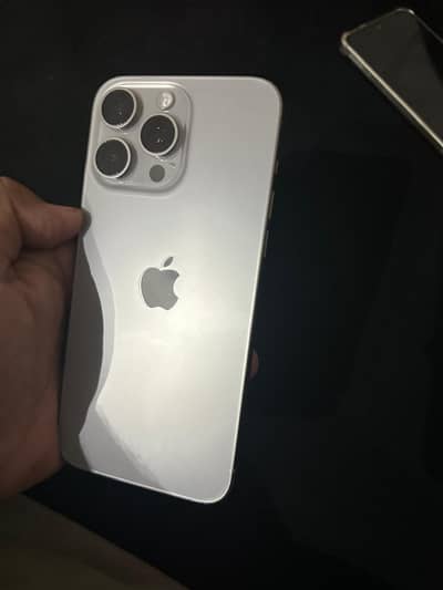 Apple iPhone 15 Pro Max