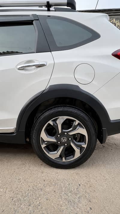 Honda BR-V 2021 Automatic | Low-Mileage | White | Excellent Conditio