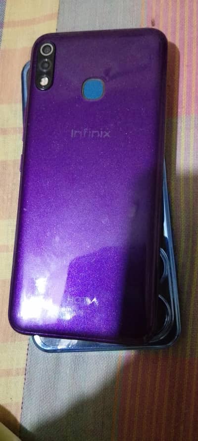 Infinix Hot 8
