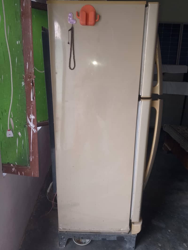 fridge 0
