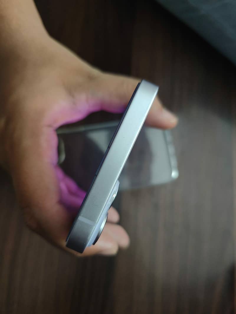 Apple iPhone 14 plus 6