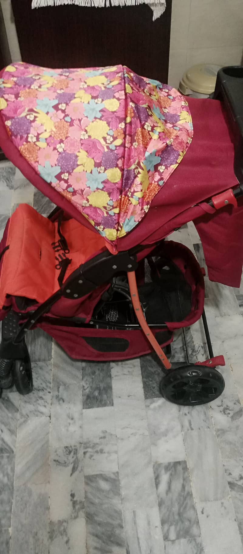 stroller 9