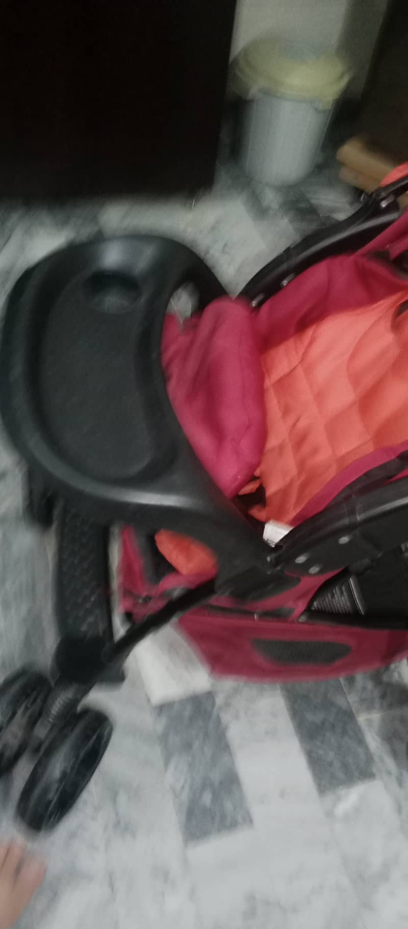 stroller 19