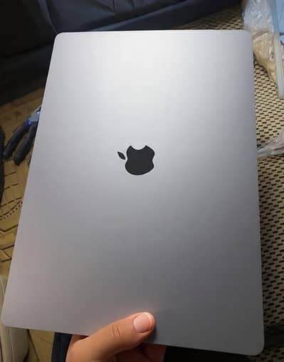 Apple MacBook Pro 16" 2019 | Core i7 | 32GB RAM | 1TB SSD