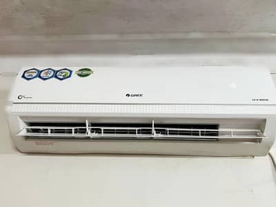 Gree 1.5-Ton DC inverter AC in Brand new Condition
