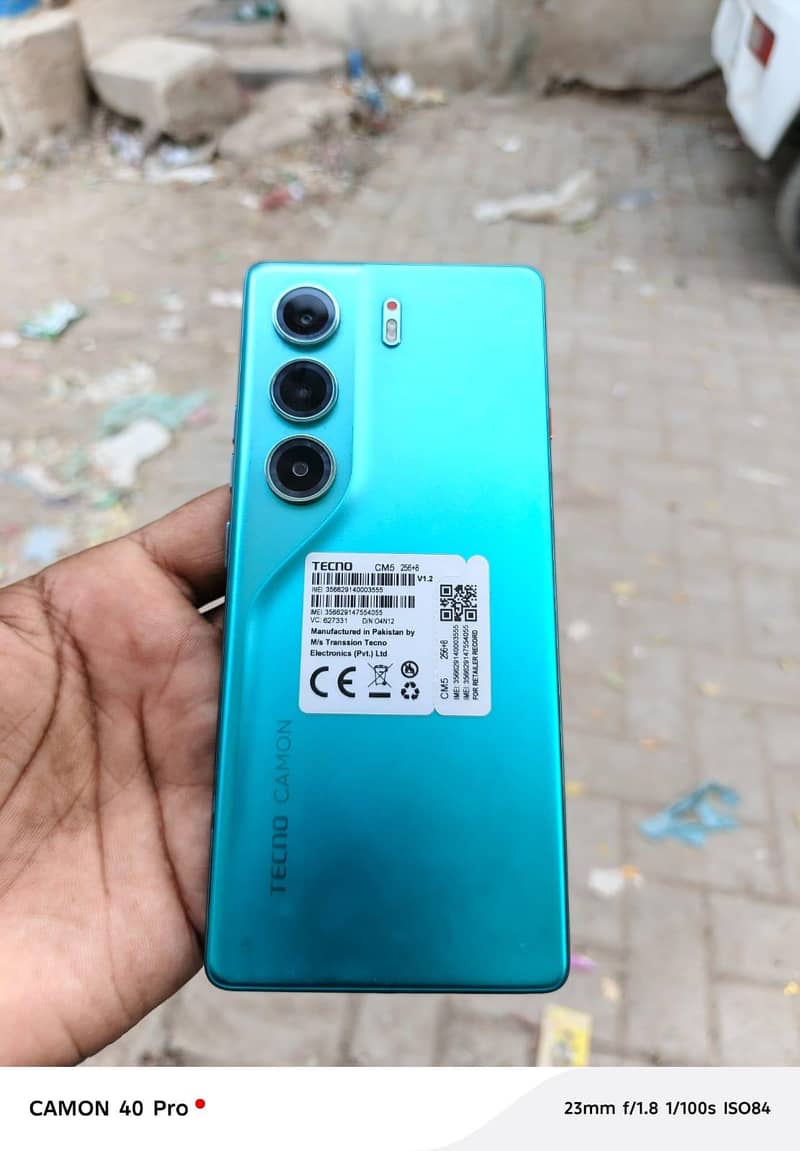 Tecno camon 40 0