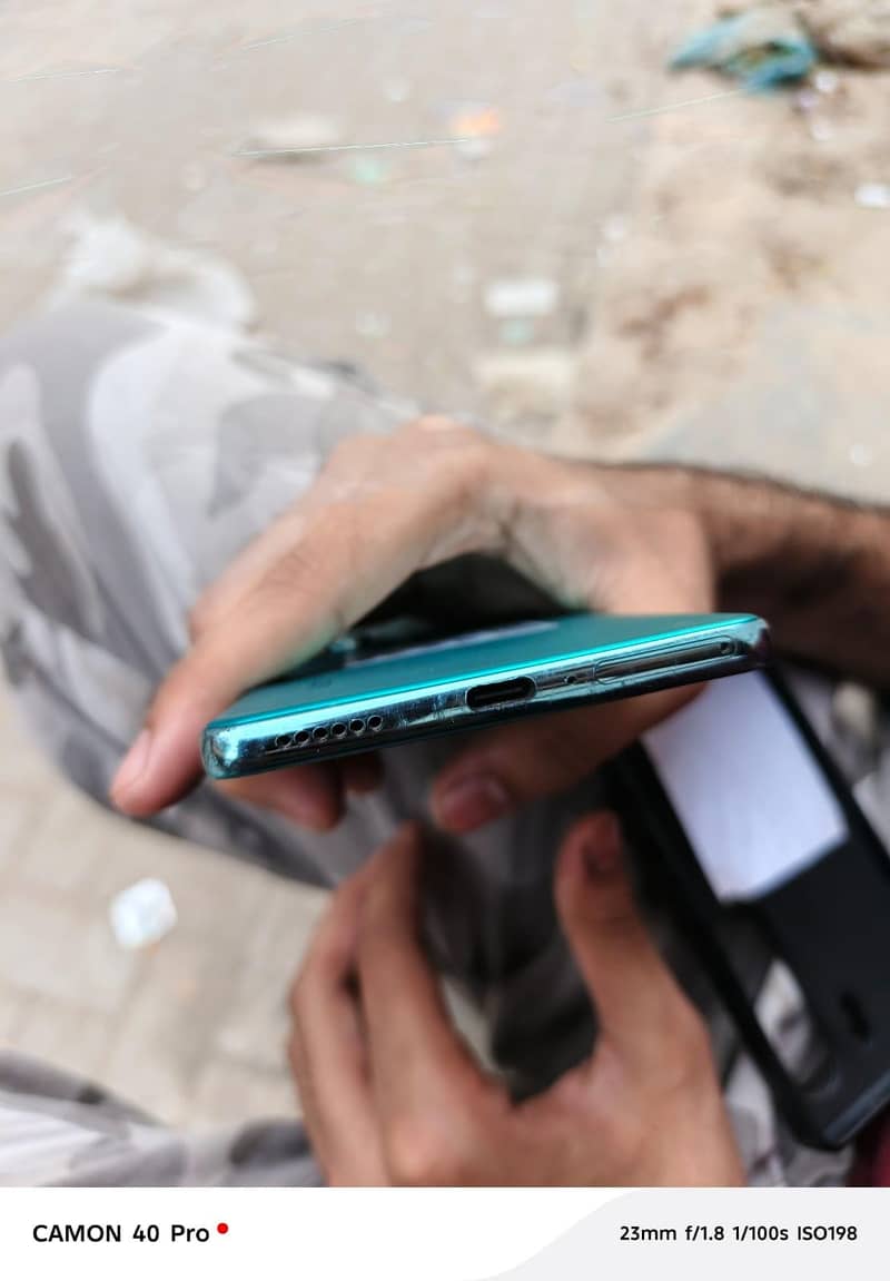 Tecno camon 40 6