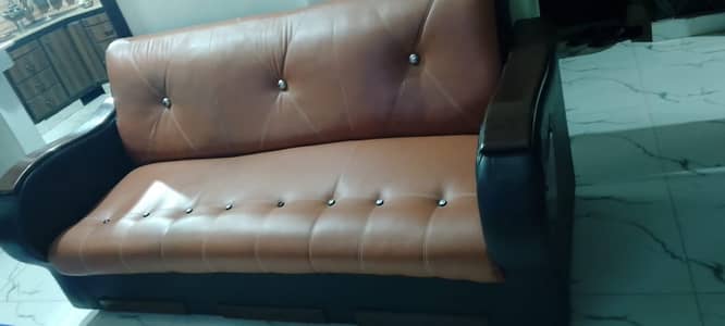 5 seaster Sofa Set