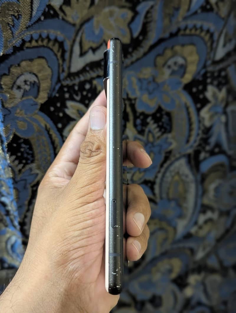 Google Pixel 6 3