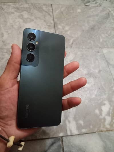 Realme C65