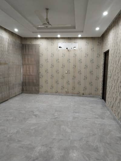 1 Kanal Full House Available For Rent In DHA Phase 8 Ex Park View