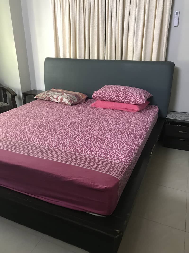 Bedroom set 0