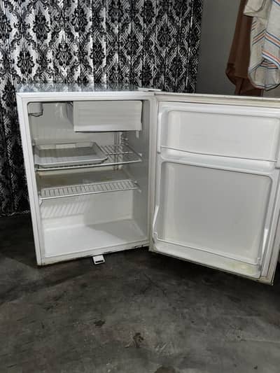room refrigerator for sell.