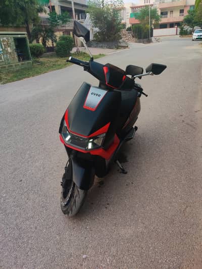 Evee S1 Pro (red)