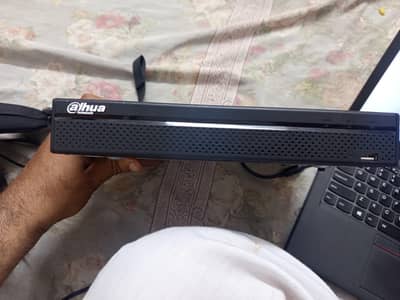 Network Video Recorder 8 channels