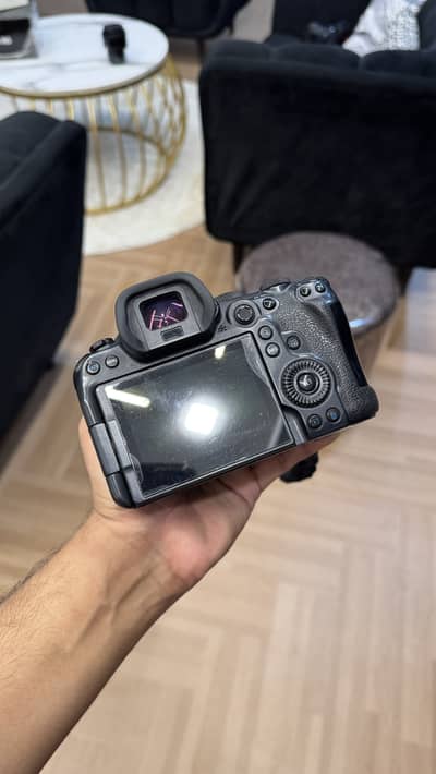 Canon EOS R6 + EF-RF Adapter + Sigma 50mm f/1.4 ART (With Original Bo