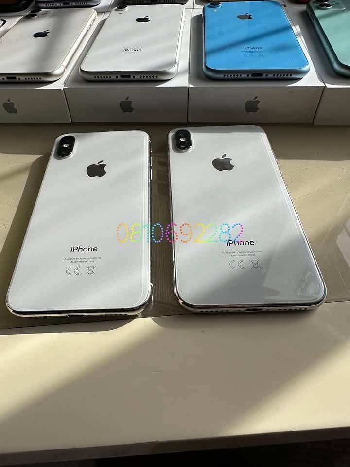 Apple iPhone X 0